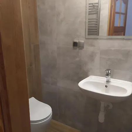 Goscinne R10 Habitación en casa particular