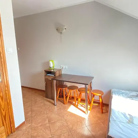 Goscinne R10 Δωμάτια σε οικογενειακή κατοικία