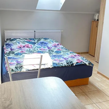 Goscinne R10 Δωμάτια σε οικογενειακή κατοικία