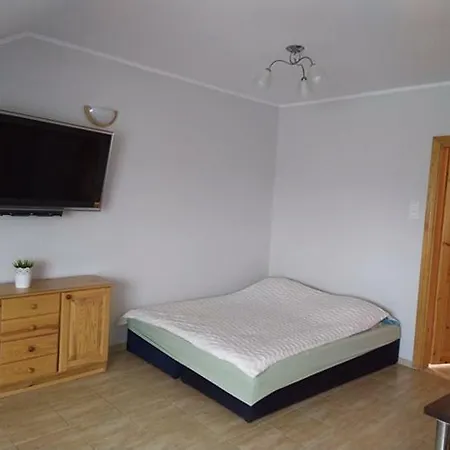 ホームステイ Goscinne R10