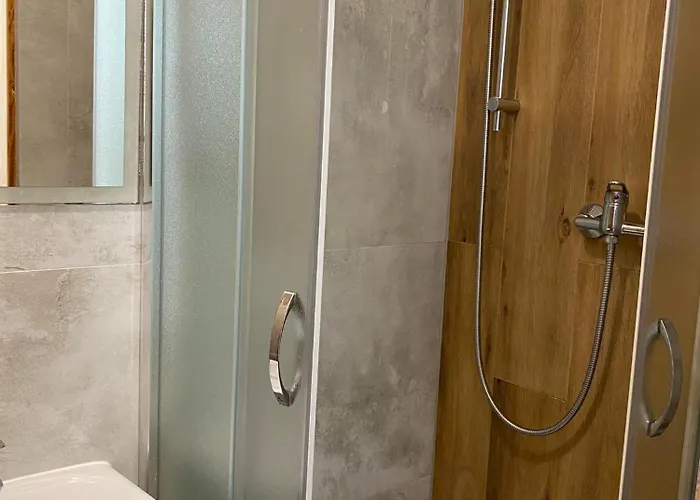 Goscinne R10 民宿 *